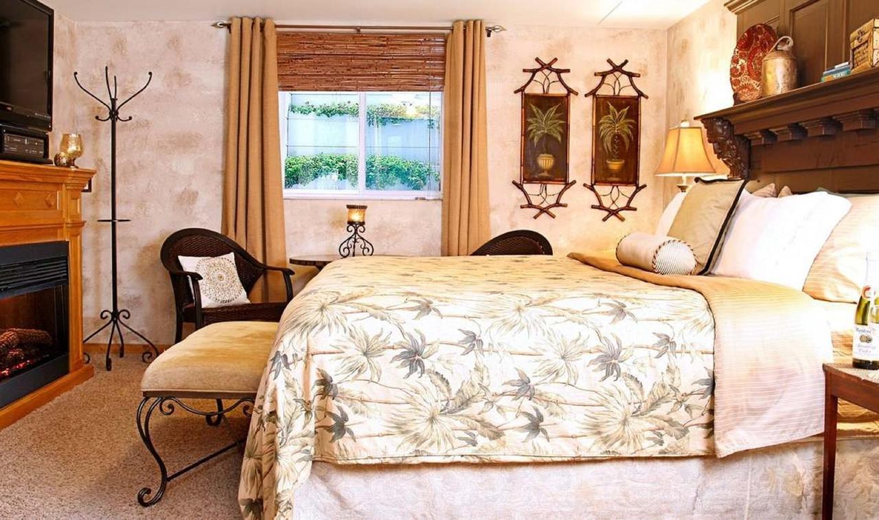 Prairieside Suites Luxury Bed & Breakfast Грандвилл Экстерьер фото